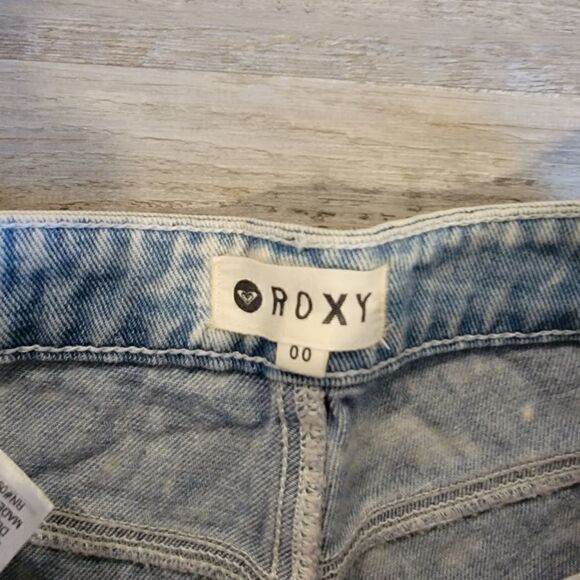 ROXY Floral Lace Overlay Denim Jean Shorts sz 00 - Picture 4 of 6